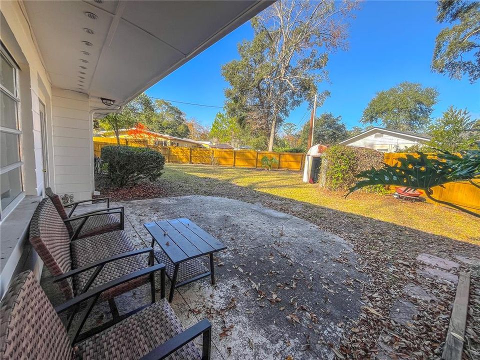 В аренду: $2,100 (3 спален, 2 ванн, 1735 Квадратных фут)