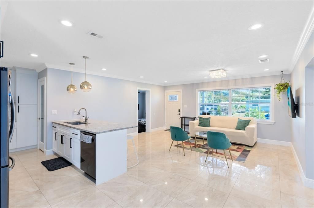 For Sale: $315,000 (4 beds, 2 baths, 1504 Square Feet)