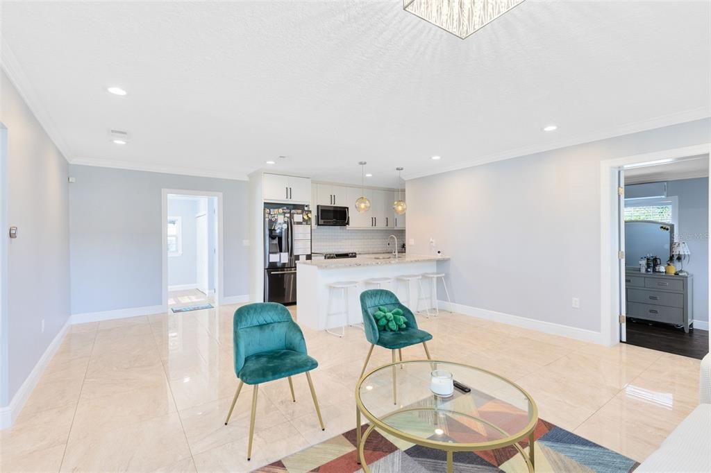 For Sale: $315,000 (4 beds, 2 baths, 1504 Square Feet)