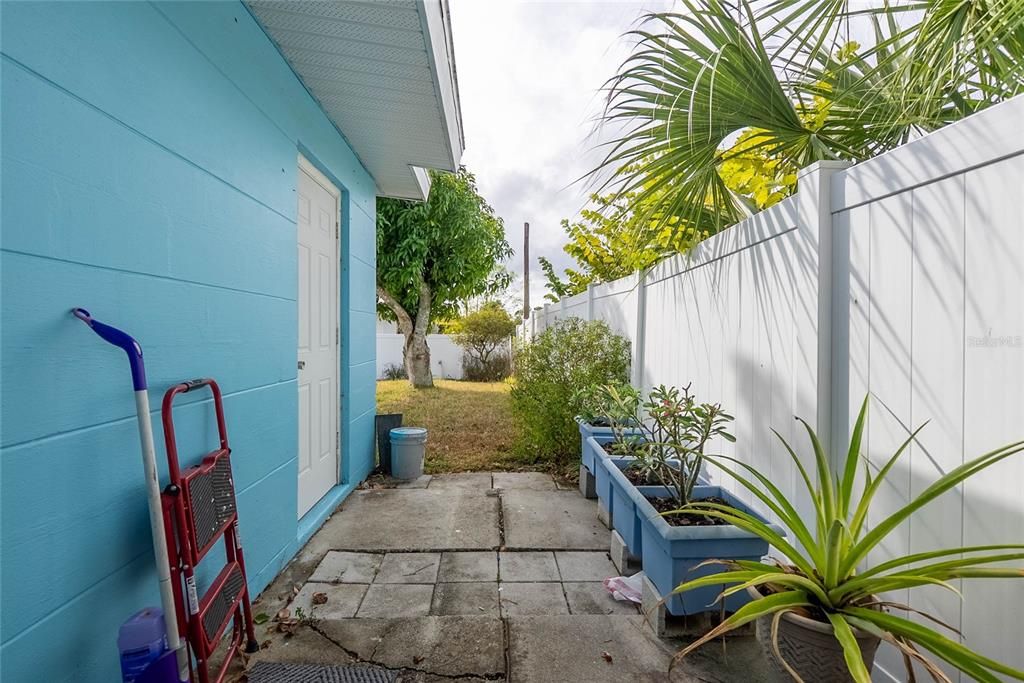 待售: $110,000 (2 贝兹, 1 浴室, 525 平方英尺)