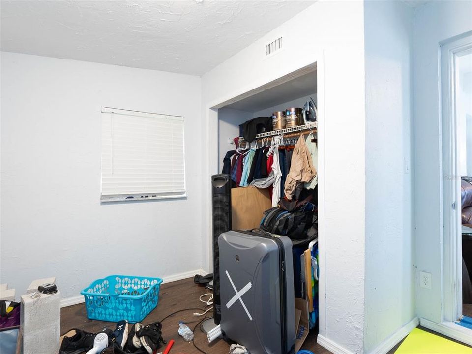 待售: $110,000 (2 贝兹, 1 浴室, 525 平方英尺)