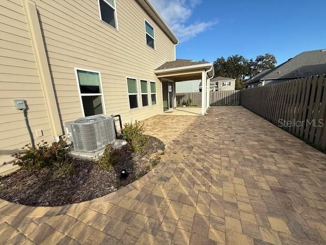 For Rent: $3,200 (5 beds, 3 baths, 2821 Square Feet)