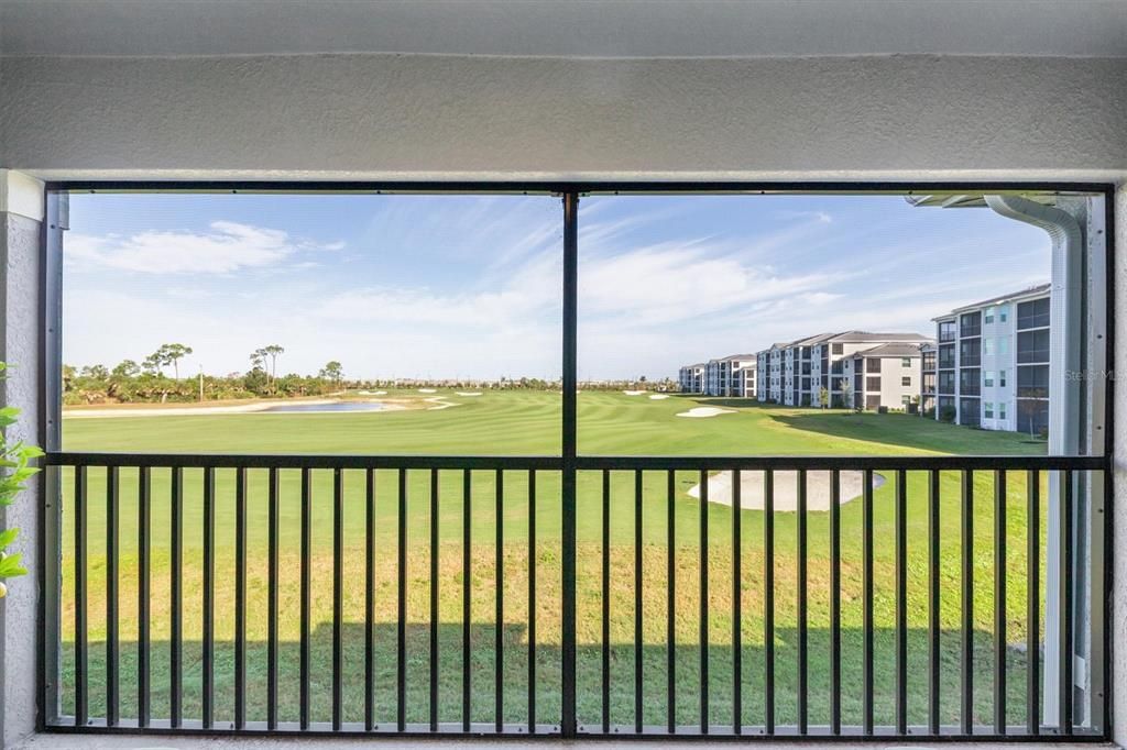 На продажу: $389,000 (2 спален, 2 ванн, 1366 Квадратных фут)