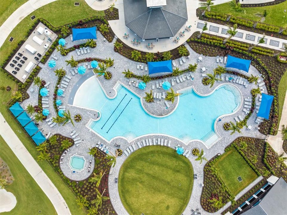 На продажу: $389,000 (2 спален, 2 ванн, 1366 Квадратных фут)