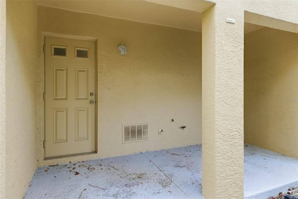 待售: $199,000 (2 贝兹, 2 浴室, 1064 平方英尺)