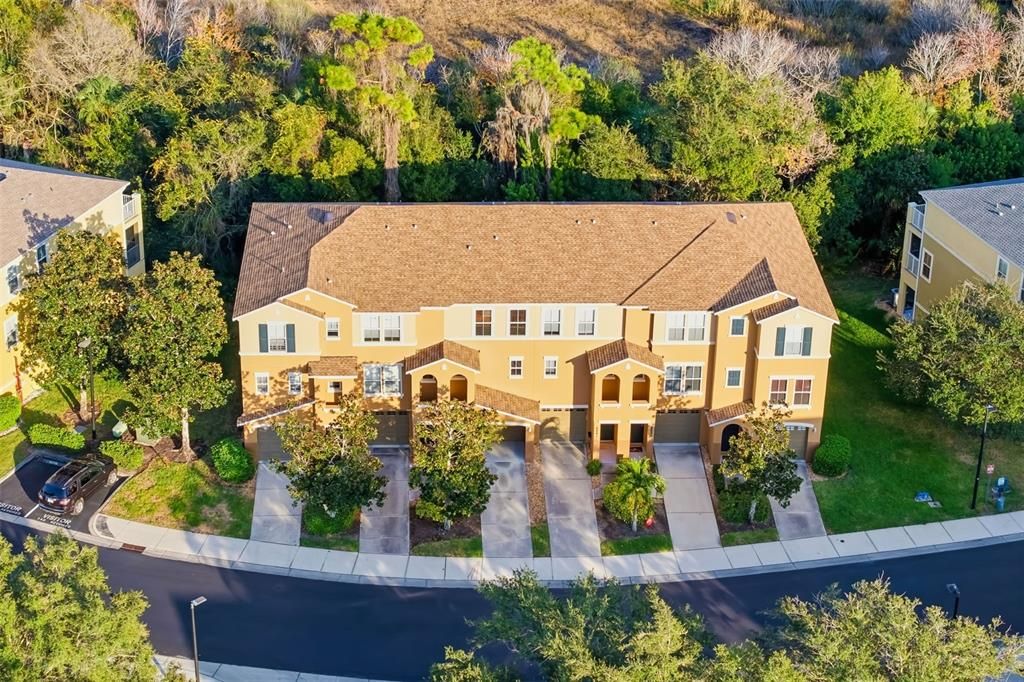 待售: $199,000 (2 贝兹, 2 浴室, 1064 平方英尺)