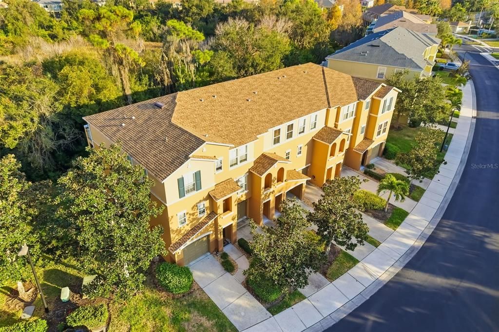 待售: $199,000 (2 贝兹, 2 浴室, 1064 平方英尺)