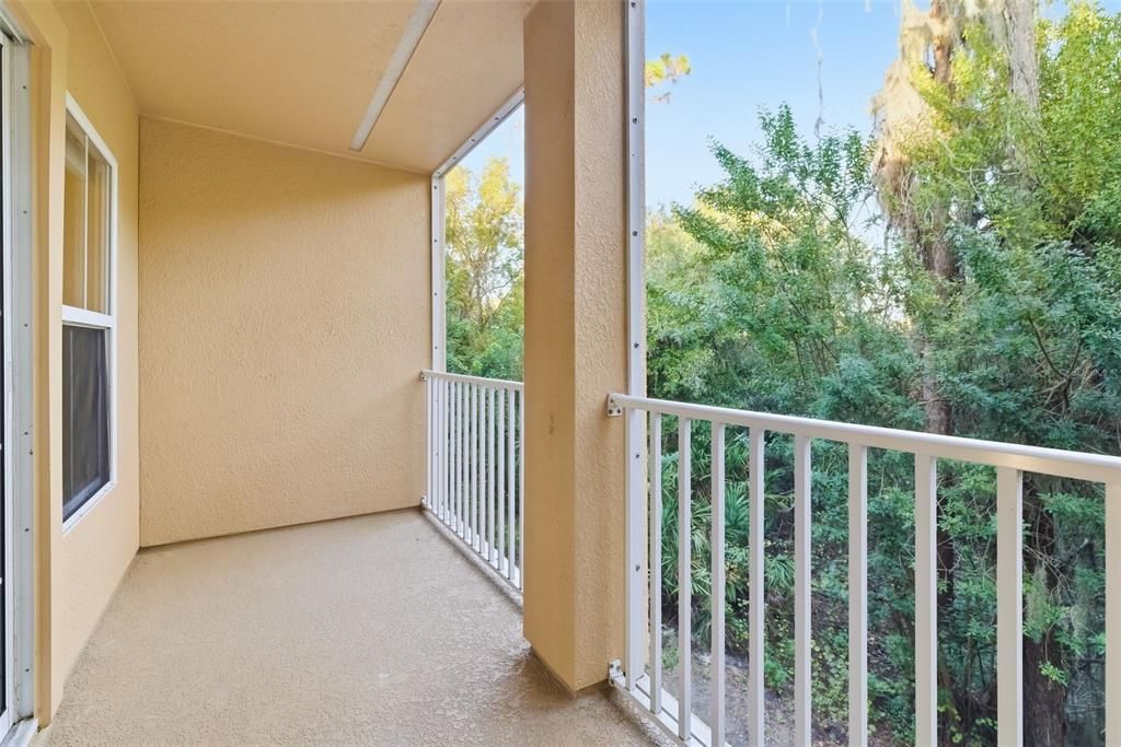 待售: $199,000 (2 贝兹, 2 浴室, 1064 平方英尺)