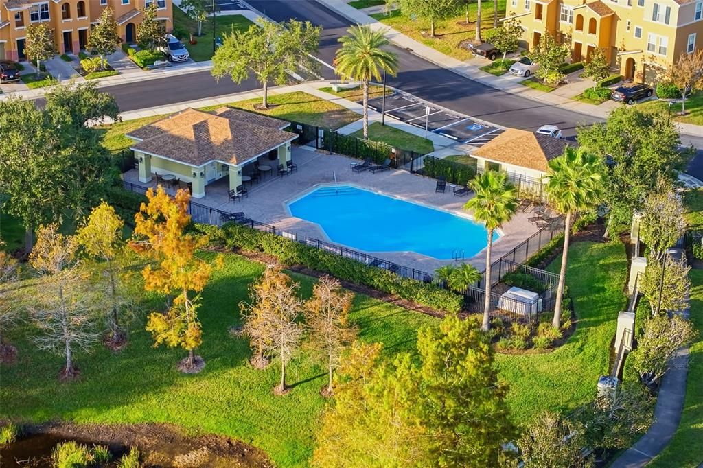 待售: $199,000 (2 贝兹, 2 浴室, 1064 平方英尺)