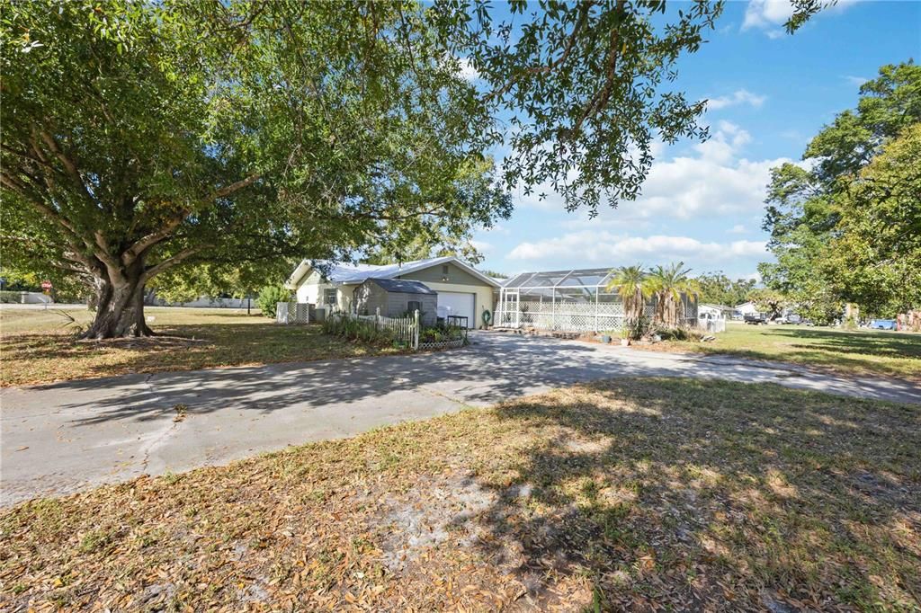 На продажу: $375,000 (3 спален, 2 ванн, 1884 Квадратных фут)