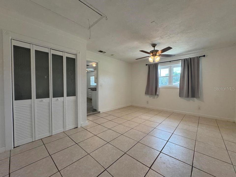 For Rent: $2,600 (3 beds, 2 baths, 1571 Square Feet)