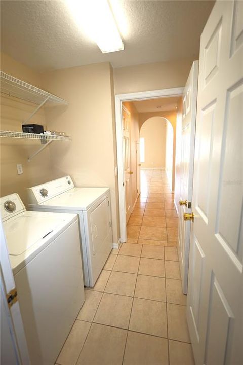 For Rent: $2,480 (3 beds, 2 baths, 2274 Square Feet)