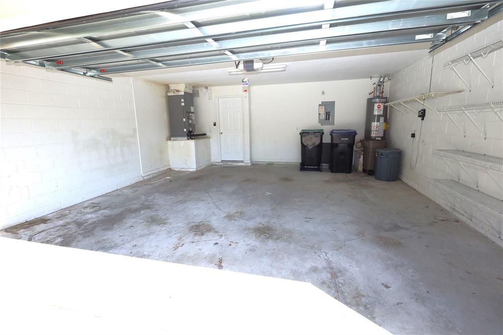 For Rent: $2,480 (3 beds, 2 baths, 2274 Square Feet)