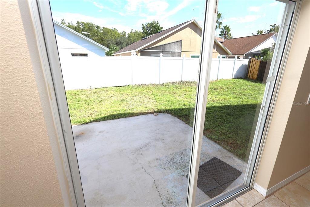 For Rent: $2,480 (3 beds, 2 baths, 2274 Square Feet)