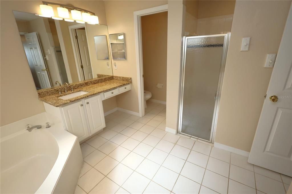 For Rent: $2,480 (3 beds, 2 baths, 2274 Square Feet)