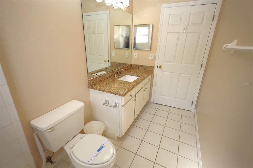 For Rent: $2,480 (3 beds, 2 baths, 2274 Square Feet)