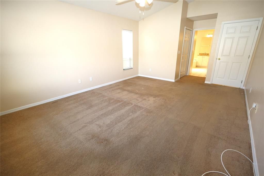 For Rent: $2,480 (3 beds, 2 baths, 2274 Square Feet)