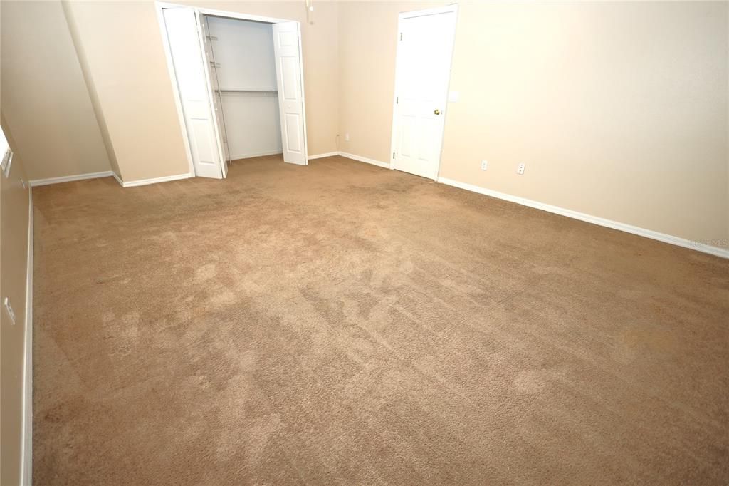 For Rent: $2,480 (3 beds, 2 baths, 2274 Square Feet)