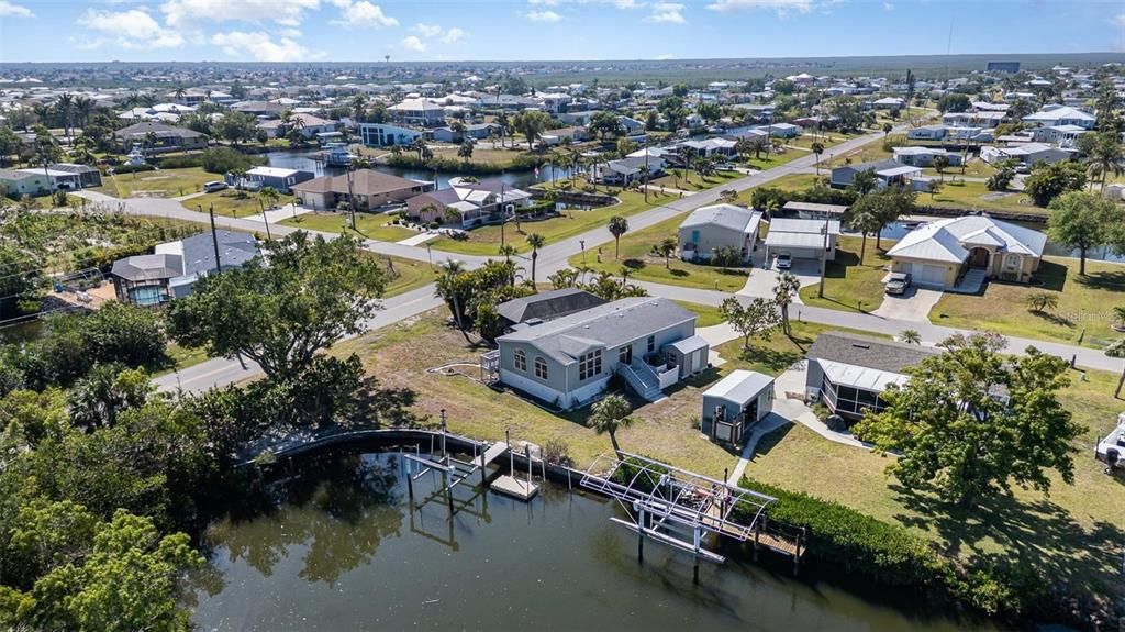 Vendido Recientemente: $332,000 (2 camas, 2 baños, 1512 Pies cuadrados)