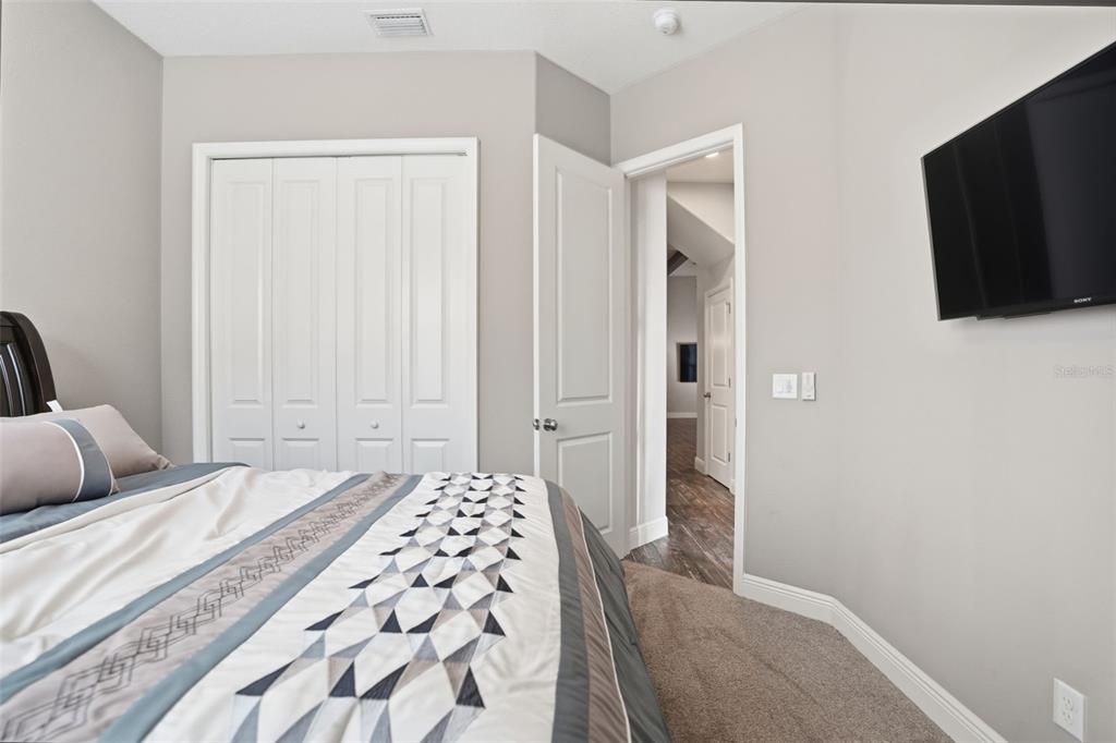 En Venta: $765,000 (5 camas, 4 baños, 3560 Pies cuadrados)