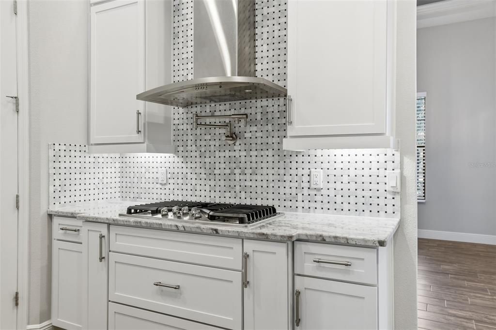 En Venta: $765,000 (5 camas, 4 baños, 3560 Pies cuadrados)