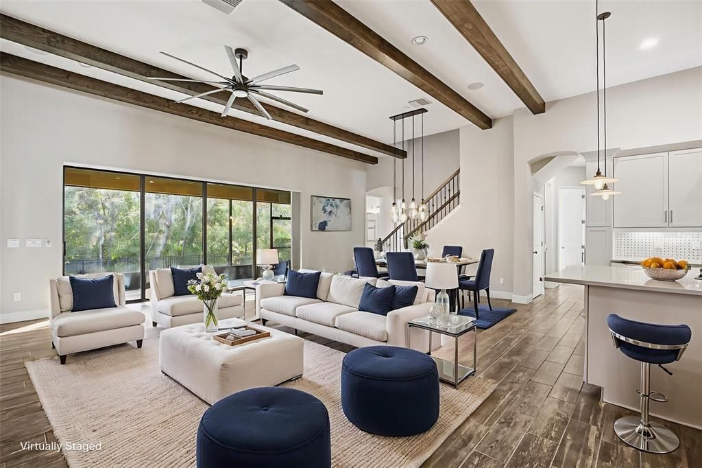 En Venta: $765,000 (5 camas, 4 baños, 3560 Pies cuadrados)