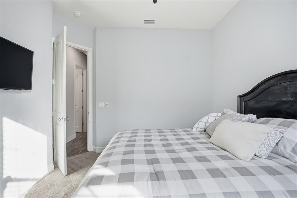 En Venta: $765,000 (5 camas, 4 baños, 3560 Pies cuadrados)