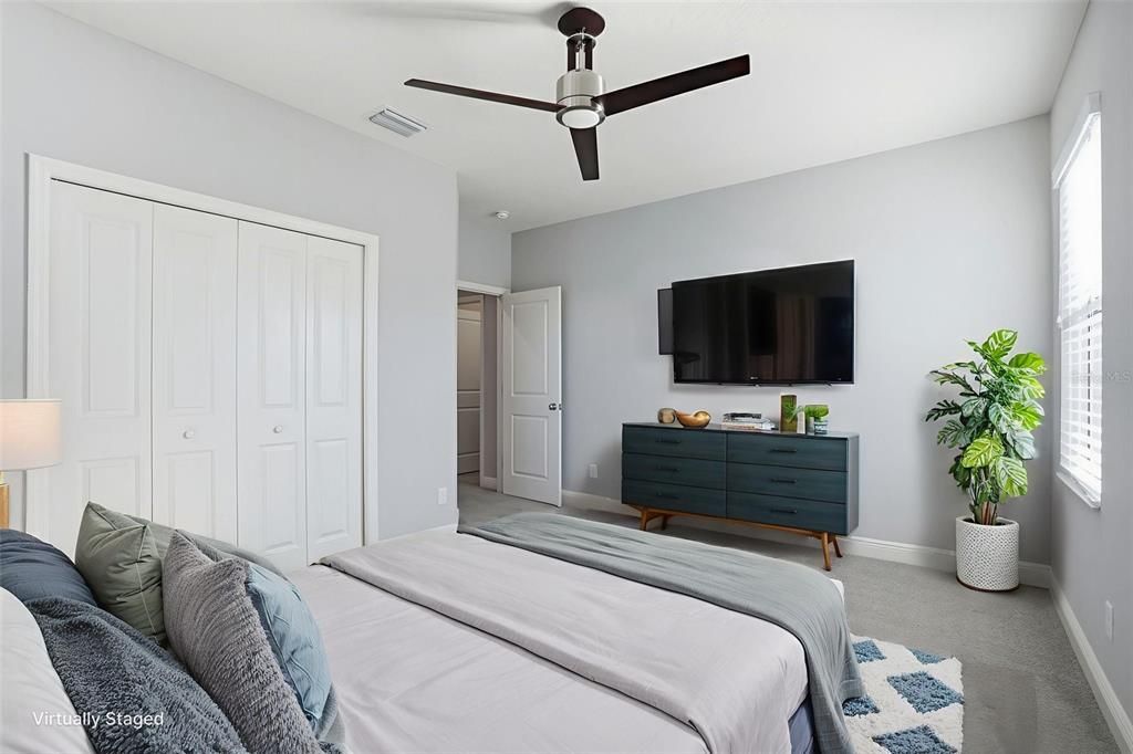 En Venta: $765,000 (5 camas, 4 baños, 3560 Pies cuadrados)