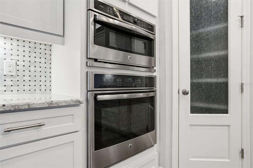 En Venta: $765,000 (5 camas, 4 baños, 3560 Pies cuadrados)