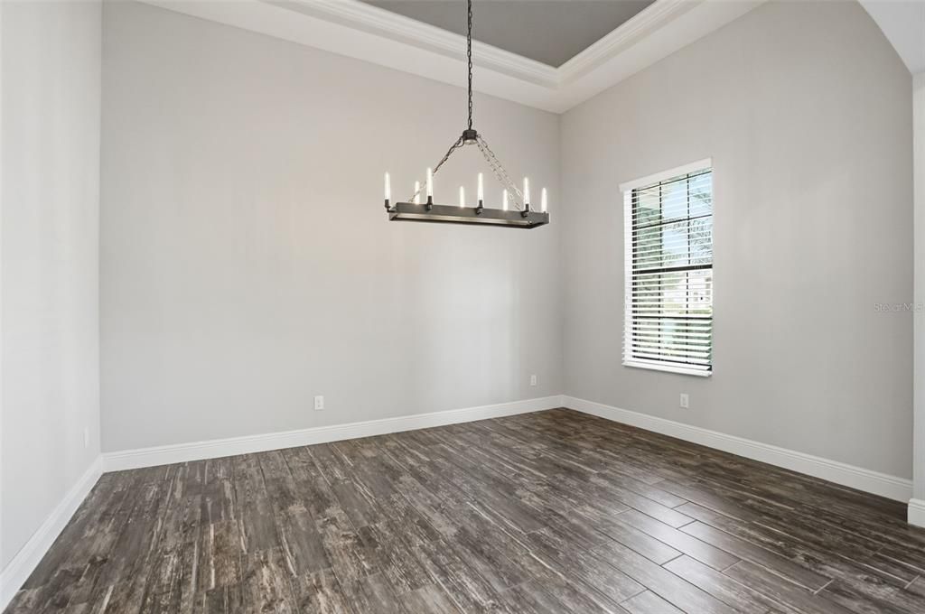 En Venta: $765,000 (5 camas, 4 baños, 3560 Pies cuadrados)