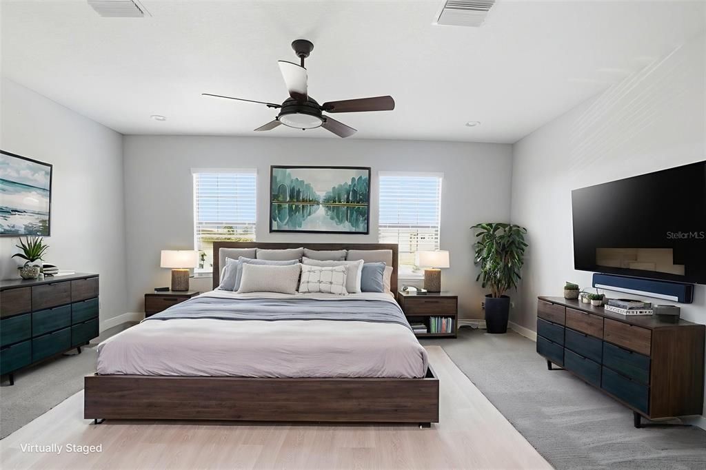 En Venta: $765,000 (5 camas, 4 baños, 3560 Pies cuadrados)