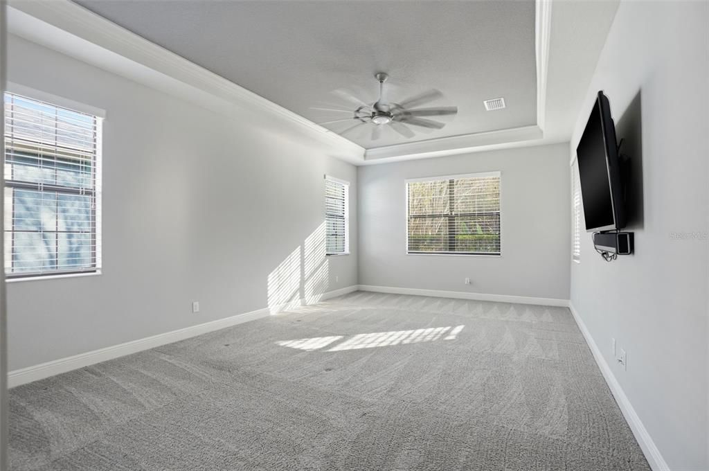 En Venta: $765,000 (5 camas, 4 baños, 3560 Pies cuadrados)