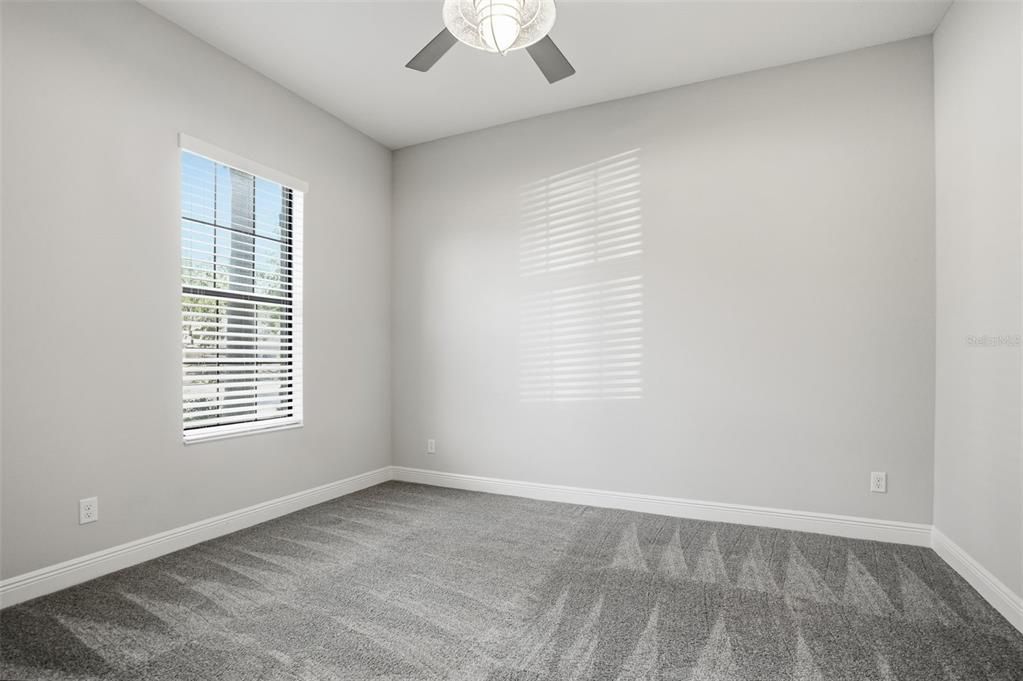 En Venta: $765,000 (5 camas, 4 baños, 3560 Pies cuadrados)