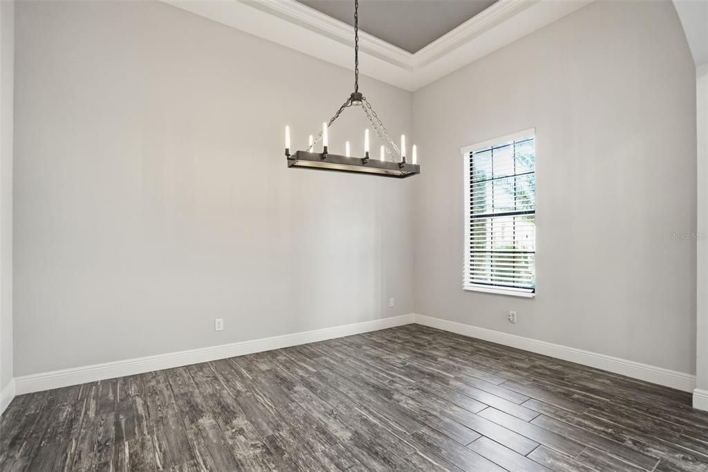 En Venta: $765,000 (5 camas, 4 baños, 3560 Pies cuadrados)