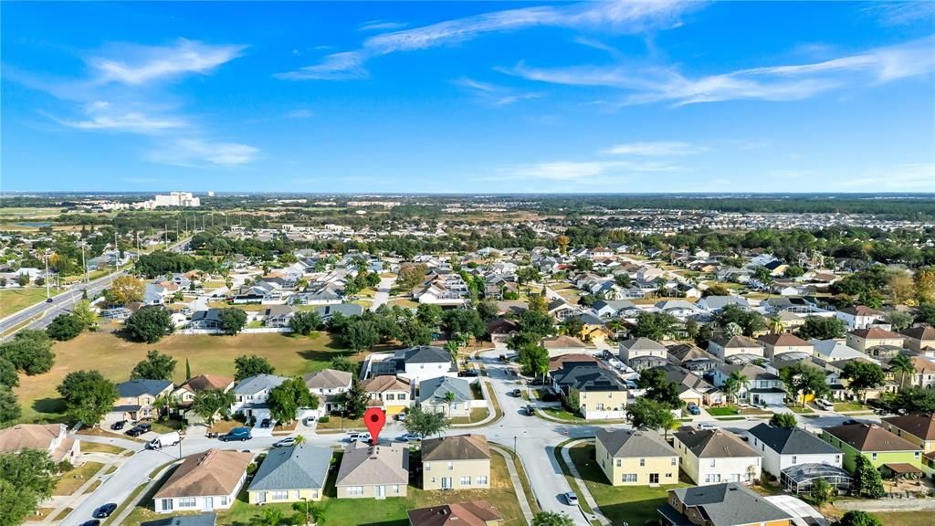 На продажу: $349,900 (3 спален, 2 ванн, 1909 Квадратных фут)