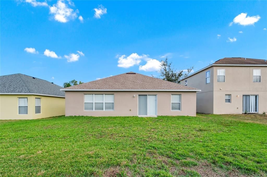 На продажу: $349,900 (3 спален, 2 ванн, 1909 Квадратных фут)