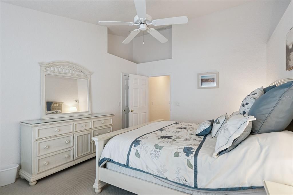 待售: $459,000 (4 贝兹, 2 浴室, 1662 平方英尺)