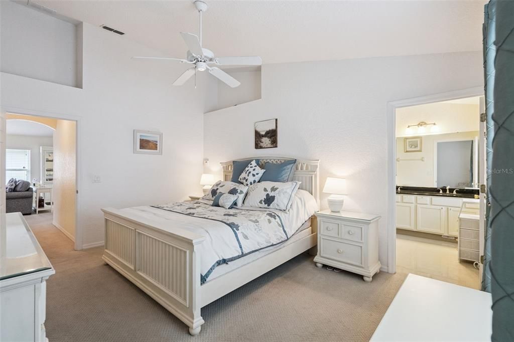 待售: $459,000 (4 贝兹, 2 浴室, 1662 平方英尺)