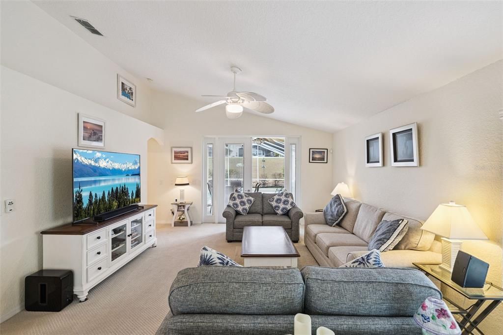 待售: $459,000 (4 贝兹, 2 浴室, 1662 平方英尺)