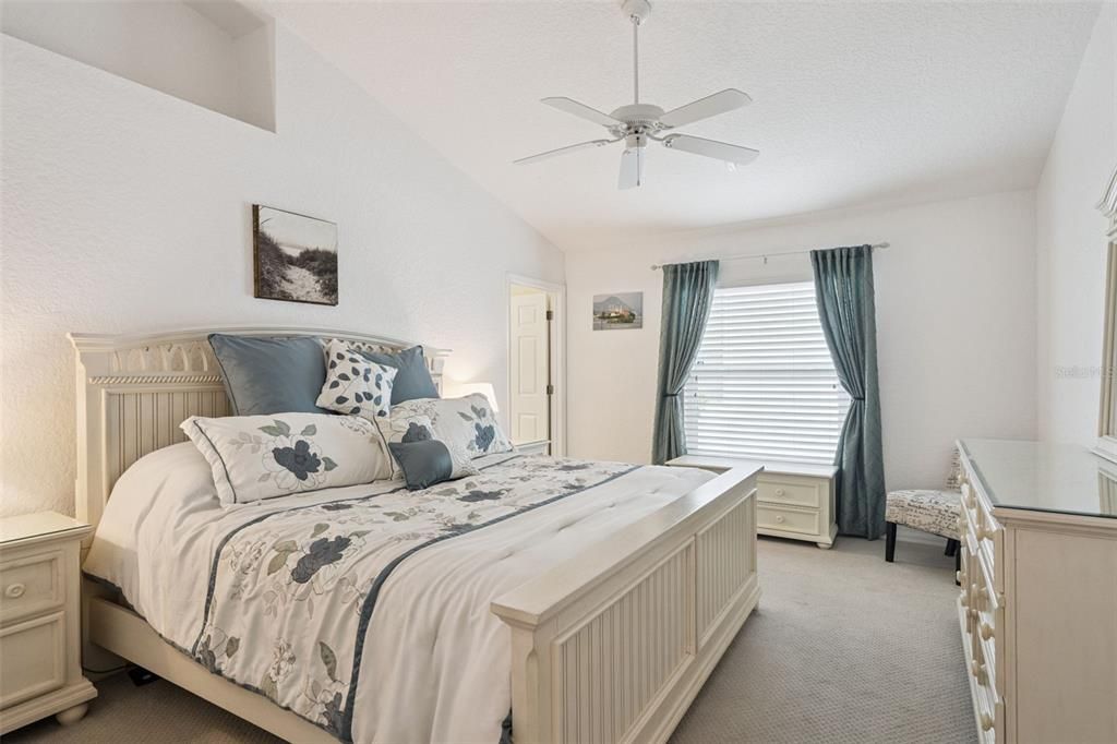 待售: $459,000 (4 贝兹, 2 浴室, 1662 平方英尺)