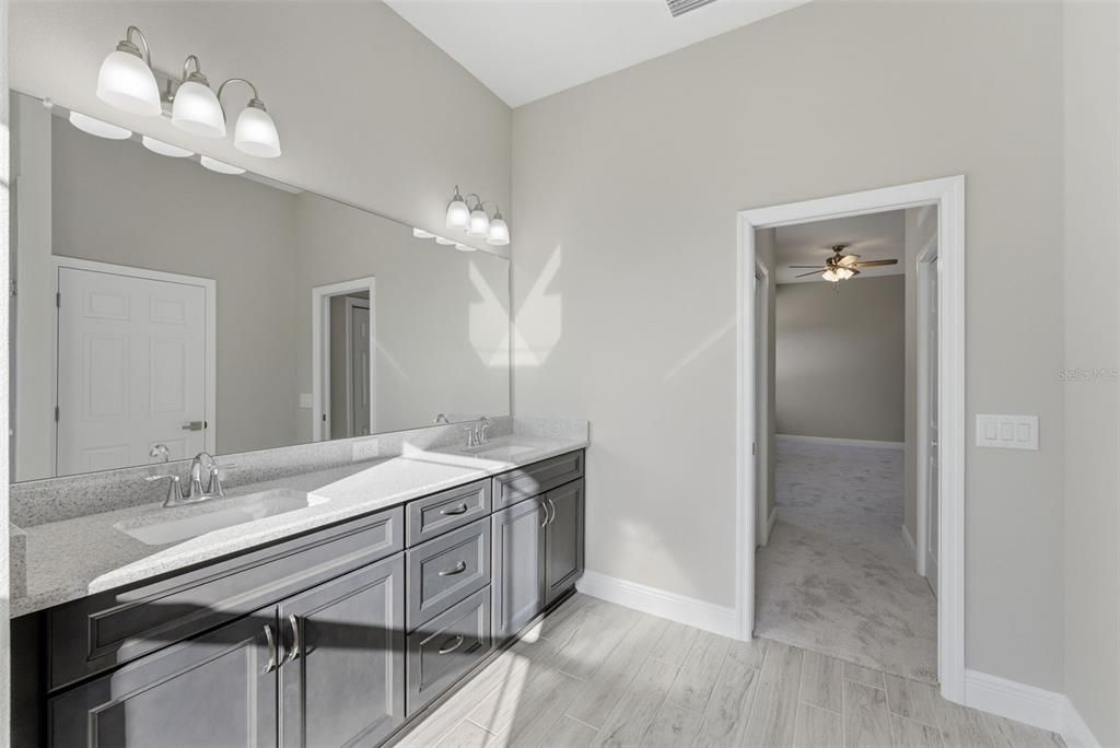 待售: $359,000 (3 贝兹, 2 浴室, 1774 平方英尺)