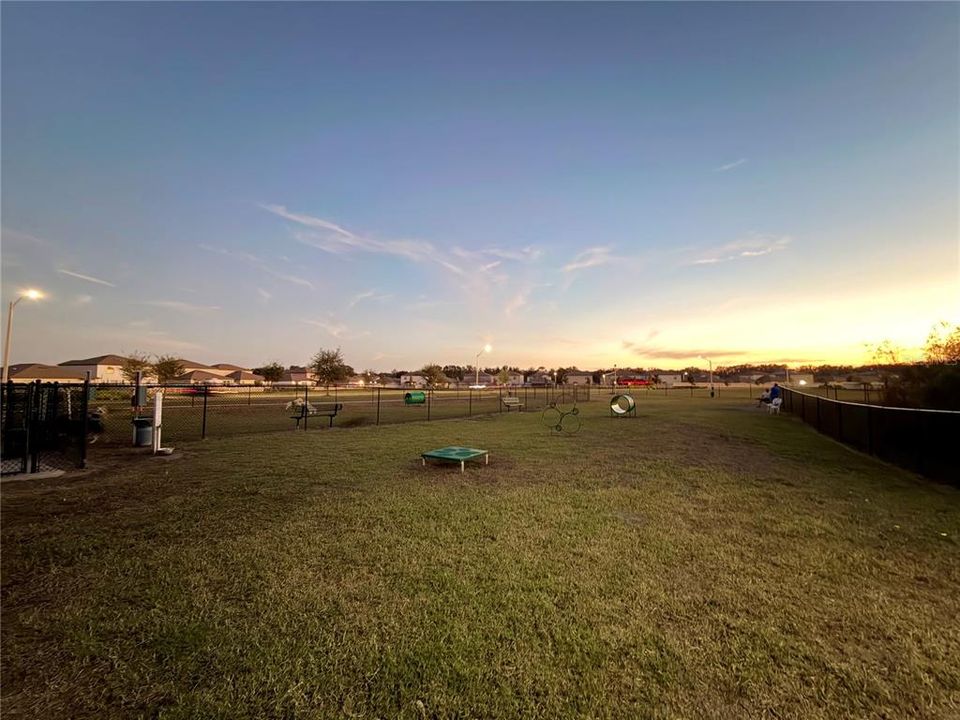 For Rent: $2,100 (3 beds, 2 baths, 1549 Square Feet)