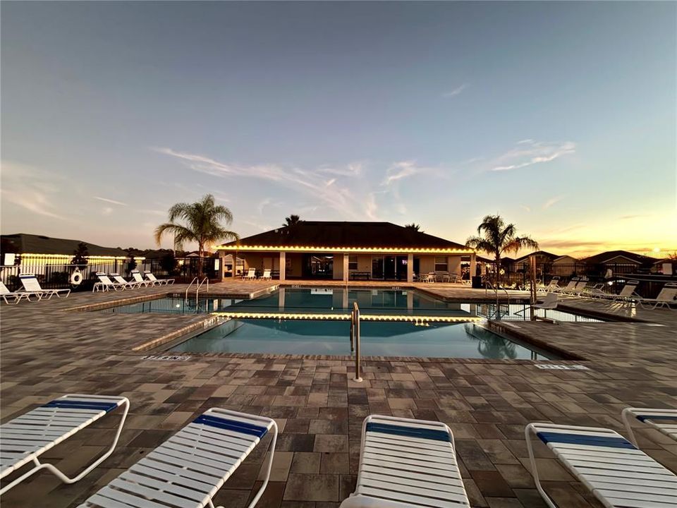 For Rent: $2,100 (3 beds, 2 baths, 1549 Square Feet)