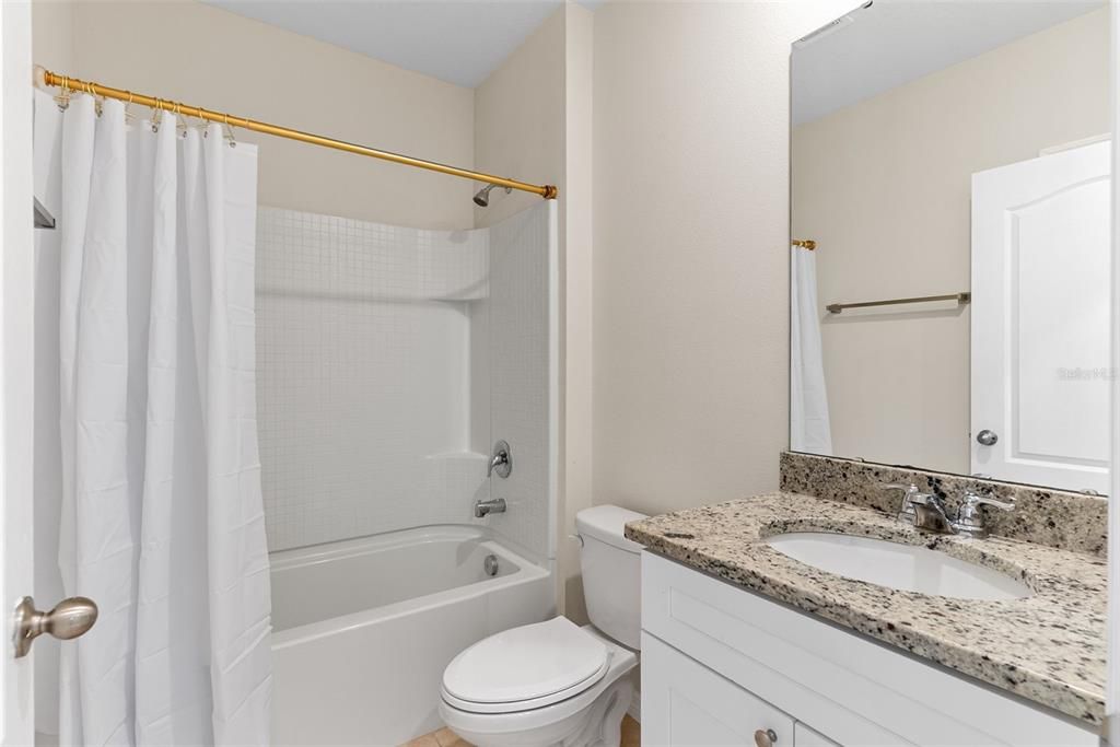 For Rent: $2,100 (3 beds, 2 baths, 1549 Square Feet)