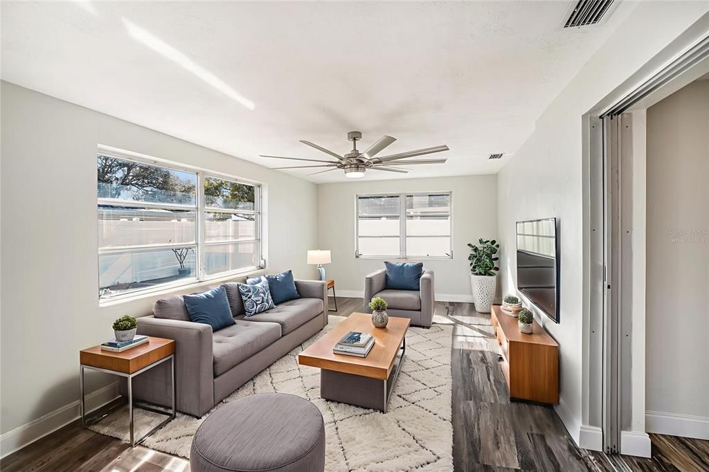 For Sale: $235,000 (3 beds, 3 baths, 1608 Square Feet)