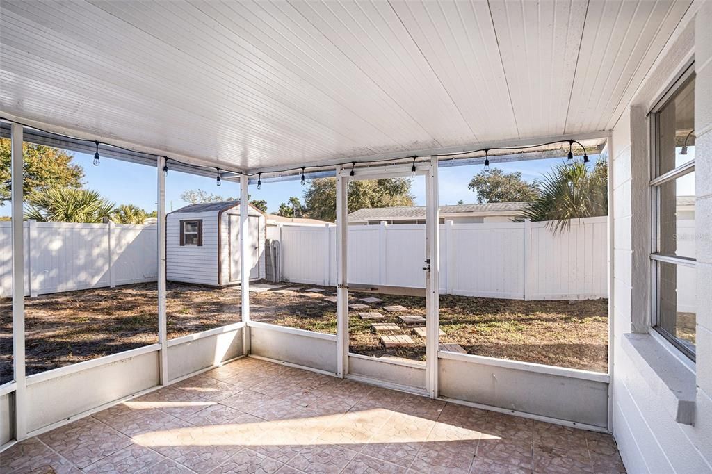 For Sale: $235,000 (3 beds, 3 baths, 1608 Square Feet)