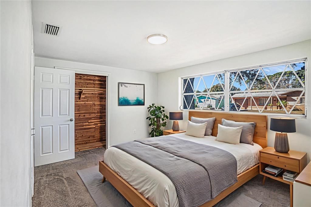 For Sale: $235,000 (3 beds, 3 baths, 1608 Square Feet)