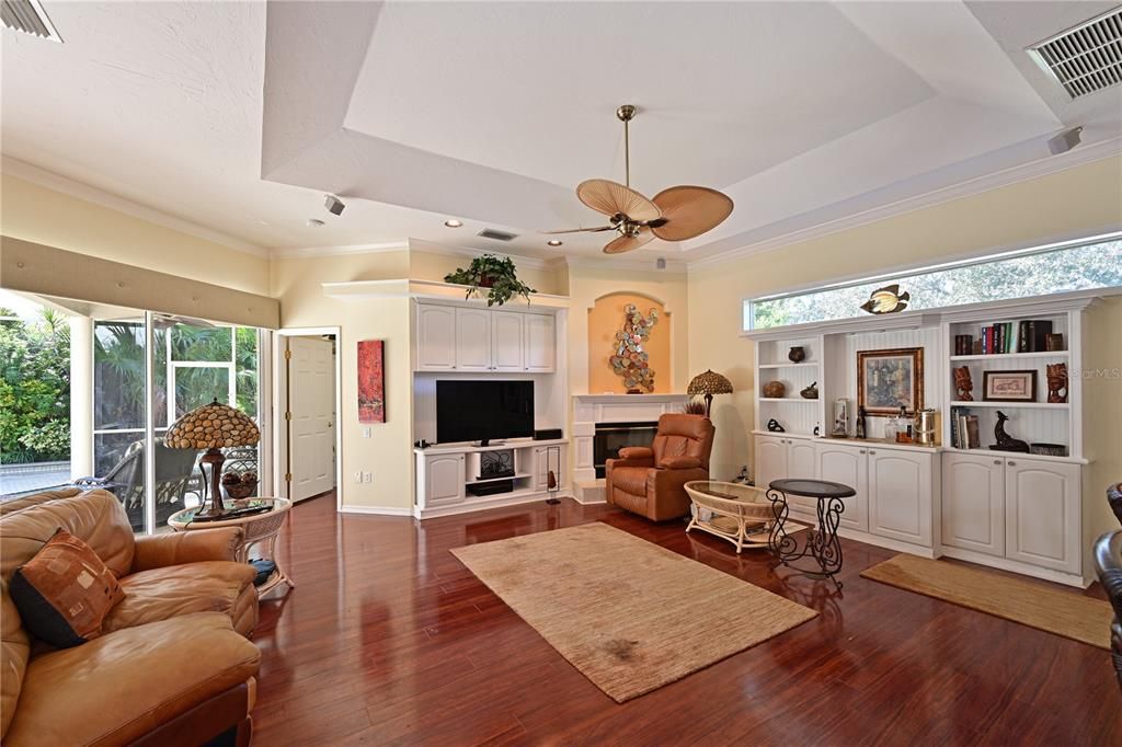 待售: $600,000 (3 贝兹, 3 浴室, 2652 平方英尺)