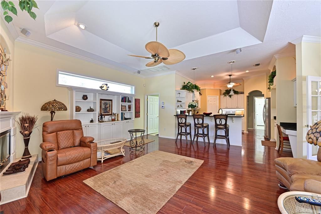 待售: $600,000 (3 贝兹, 3 浴室, 2652 平方英尺)