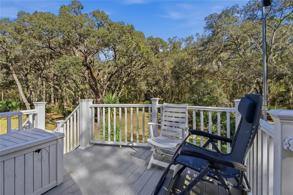 For Sale: $340,000 (2 beds, 2 baths, 906 Square Feet)